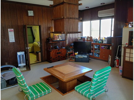 【居間・リビング】 | 大室高原別荘地　戸建