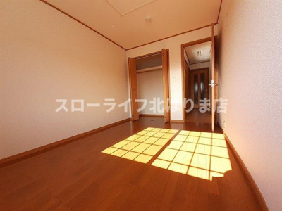 【洋室】 | ヴィエルジュ