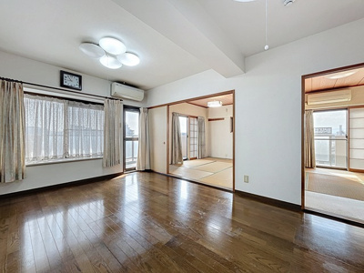 【居間・リビング】 | ラ・セーヌ北田町