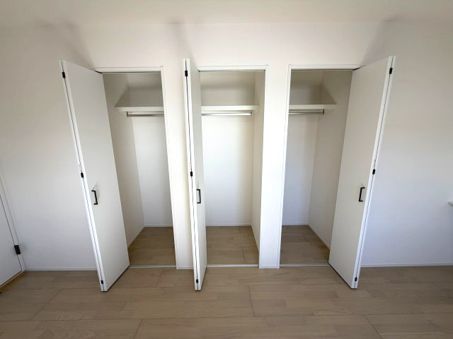 横田4丁目　中古住宅の収納|2階南東洋室