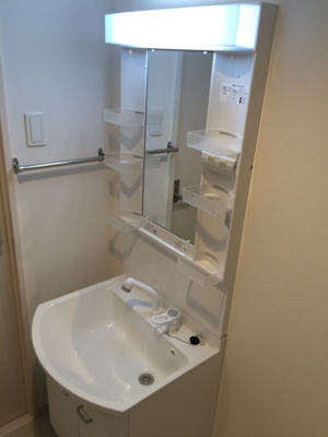 【洗面所】 | リブリ・grazioso 狭山 | 使いやすい洗面所です