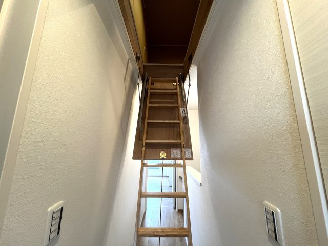 推しはどっち？ヨーロピアン風なKAWAII界隈の新築戸建♪【座間市小松原2丁目】の収納|収納豊富です