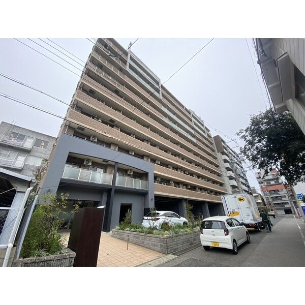 CITY SPIRE新神戸の外観