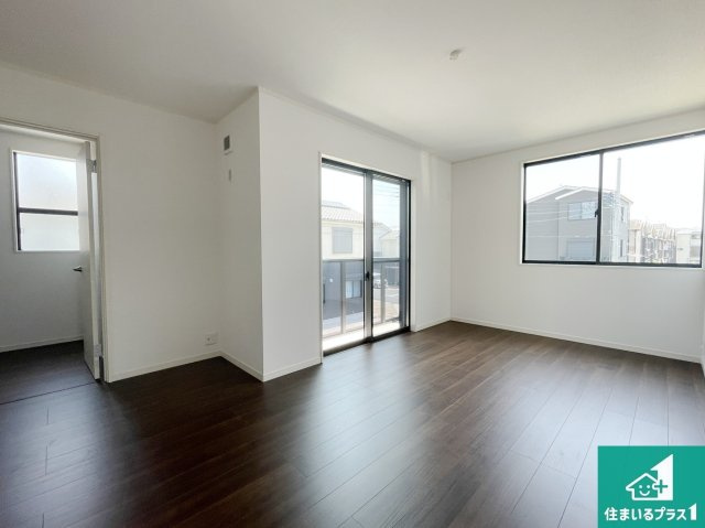 京都市伏見区久我御旅町　第31期　新築一戸建ての洋室|収納スペースが充実しているので子供の成長に合わせてたくさん収納ができます！家族構成に合わせた様々な活用ができる収納！