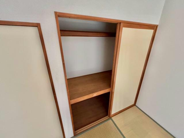 エステートピア宮ノ下Ⅱ番館の収納