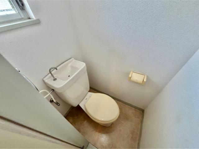 エステートピア宮ノ下Ⅱ番館のトイレ