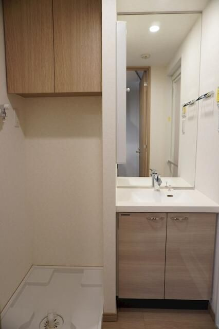 ルーブル都立家政六番館の洗面所