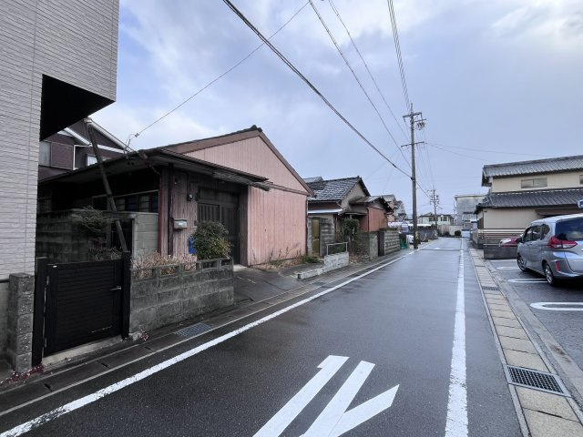 【前面道路含む現地写真】の画像