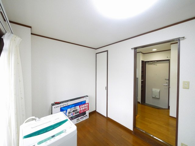 ディアコートYOSHIMURAの居間・リビング