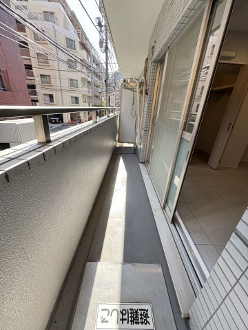 SUN麻布十番　２Fのバルコニー