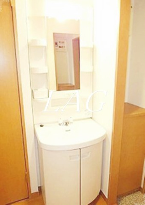 【洗面所】 | グランヴァン大井町Ⅱ | 独立洗面台です。