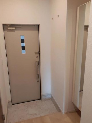 エクセルアヴェニューの玄関