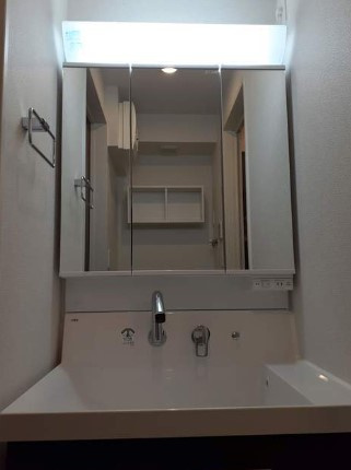 エクセルアヴェニューの洗面所