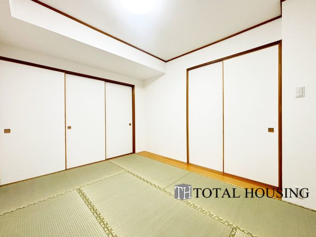 【和室】 | 東急ドエル・アルス白石 | 和室　約6.0帖
LDKと隣接した和室は、リビングから目が届く場所なので、お子様の遊び部屋・お昼寝スペースとして使うのもオススメです♪