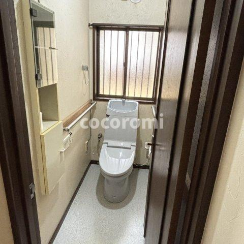 大住谷戸建の玄関