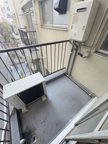TS-3のバルコニー