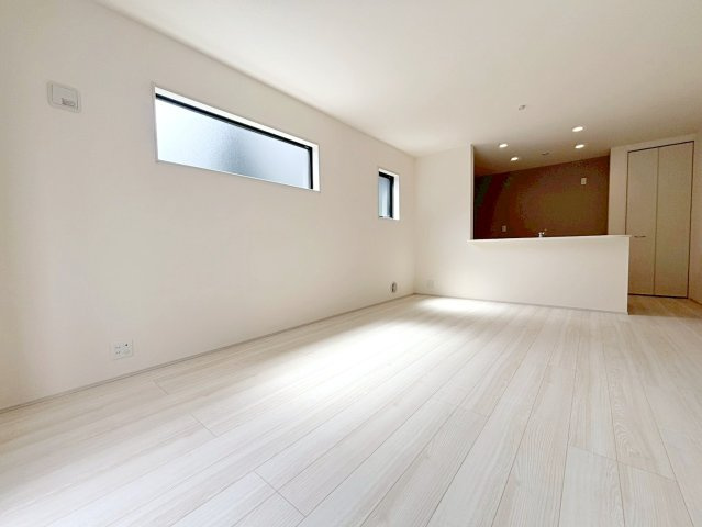 島田市旭3丁目／　新築戸建の居間・リビング