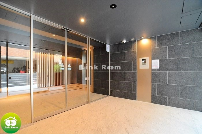 ステージグランデ向島のエントランス