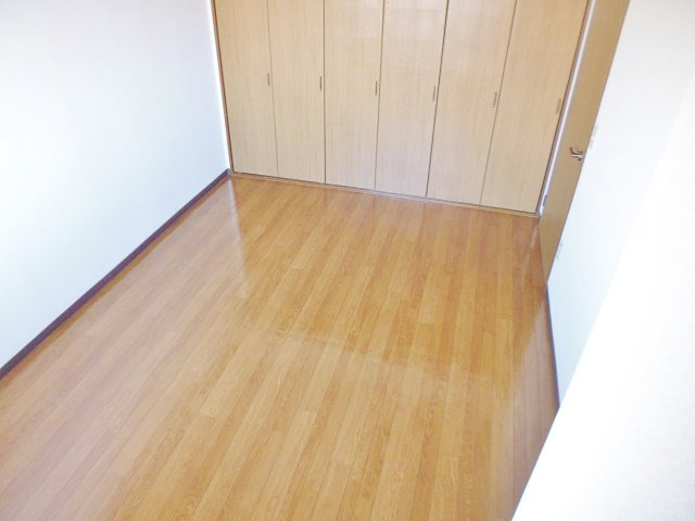 カーサベガの洋室