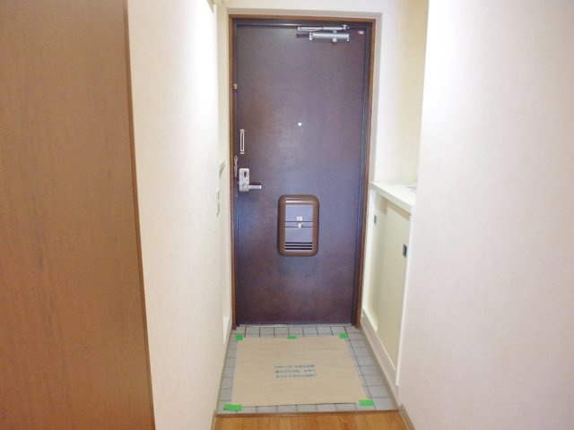 カーサベガの玄関