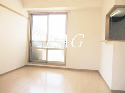 【居間・リビング】 | フラッツマグノリア | 洋室のお部屋です。