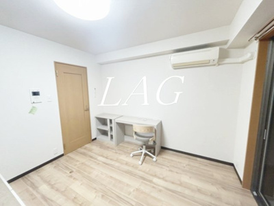 【寝室】 | フォレント | 寝室(家具は残置物)です。