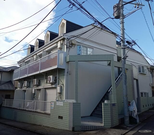 ドミシール江古田のエントランス