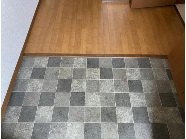 コンフォール清水の玄関