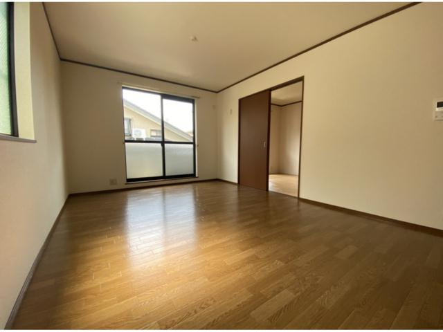 コンフォール清水の居間・リビング