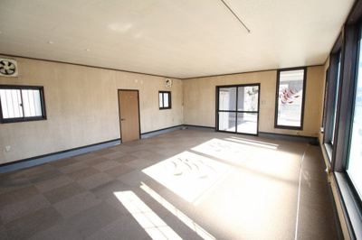 【居間・リビング】 | 鵜ノ木店舗