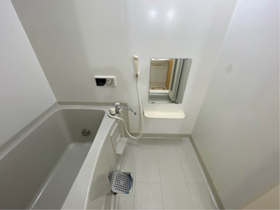 【浴室】 | ヒラソールマルセイⅠⅡ | きれいなお風呂です