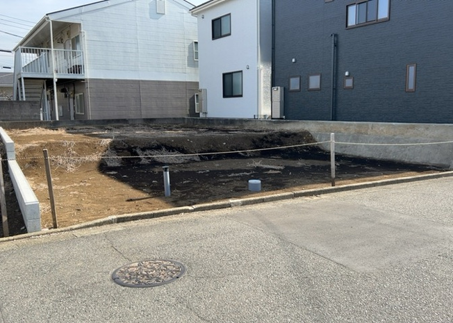【外観】 | 物件の詳細については、現地を見てわかること以外に、役所や法務局などで調べないとわからないことがあります。そのため、現地に行く場合は、もしこの物件を買ったらどのような生活ができるかをイメージしましょう。