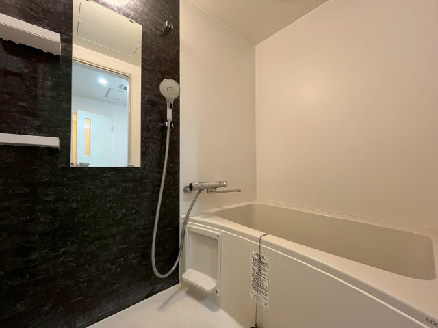 エギュー・ド・ブランシェの浴室