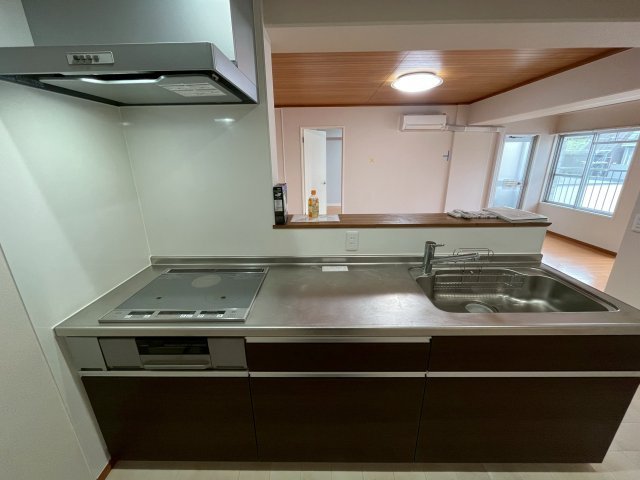 エギュー・ド・ブランシェのキッチン