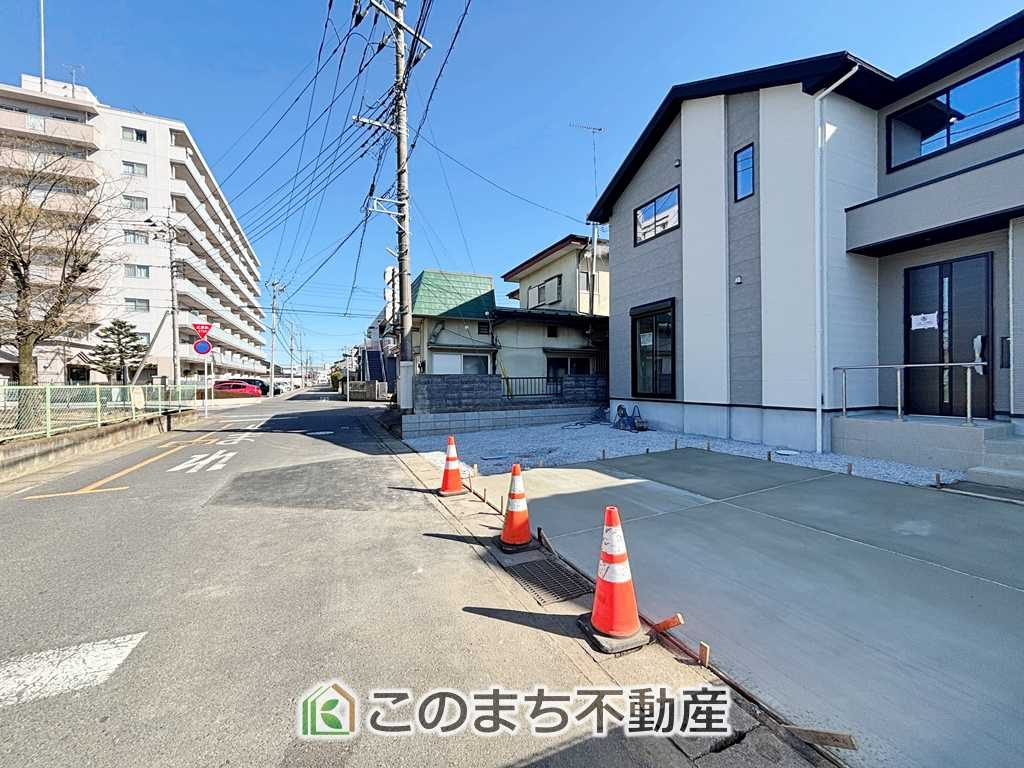 リガーレ小山市城東10期の前面道路含む現地写真|前面道路含む現地写真