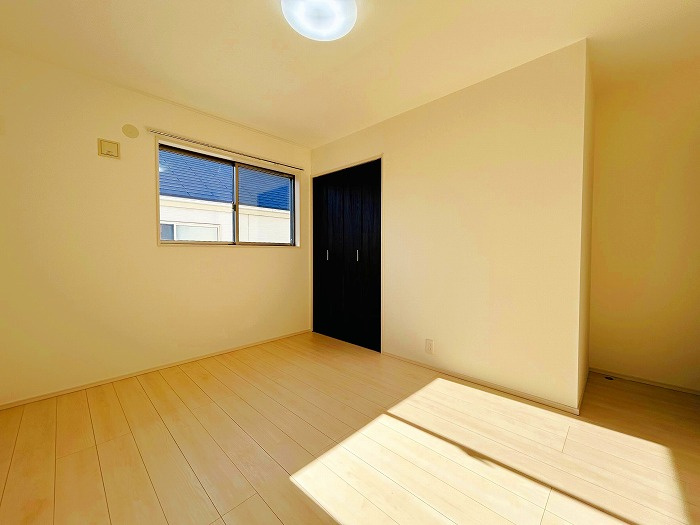 【仲介手数料無料／半田市】再生住宅　半田市上池町　中古戸建の洋室