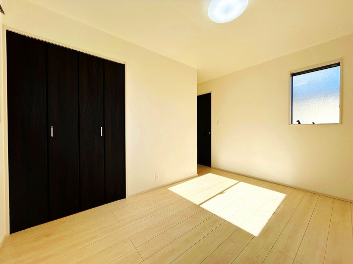 【仲介手数料無料／半田市】再生住宅　半田市上池町　中古戸建の洋室