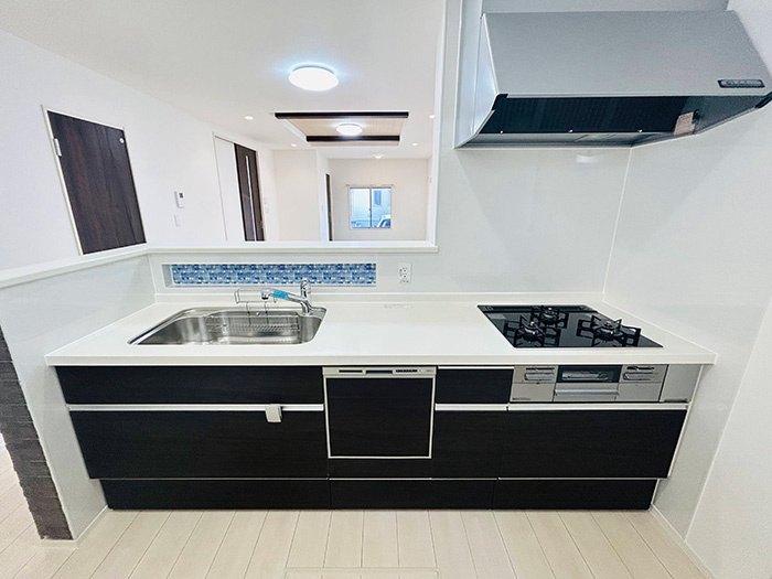 【仲介手数料無料／半田市】再生住宅　半田市上池町　中古戸建のキッチン