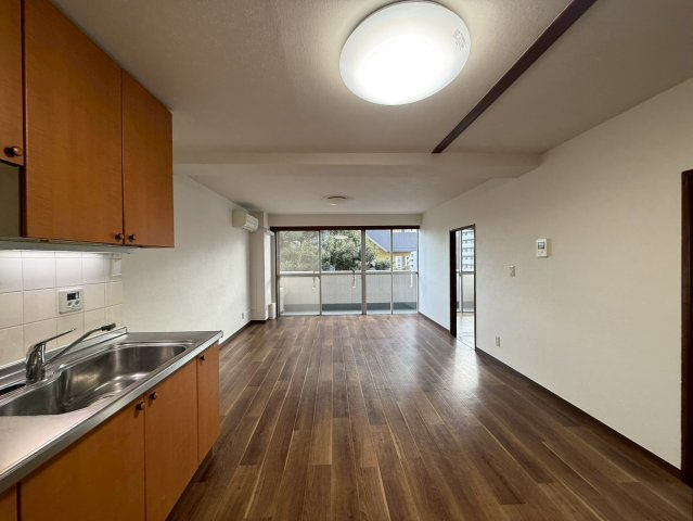 大永初台マンション　401の内装