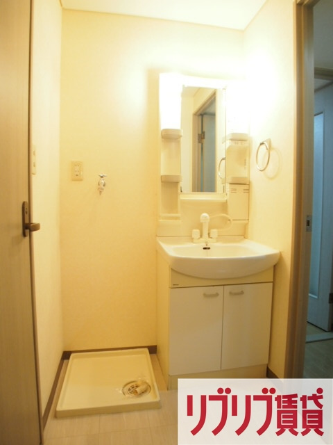 ルミナス千葉の洗面所