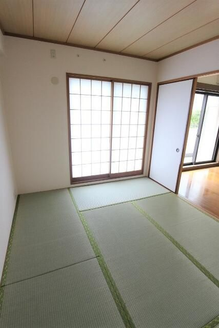 ライフステージ武蔵野の和室