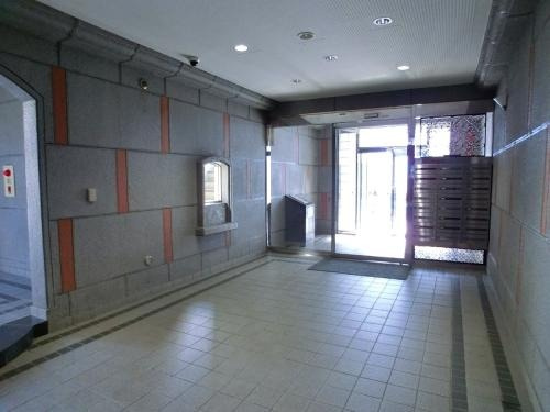 福岡市南区井尻１丁目の賃貸マンションのエントランス|エントランス写真