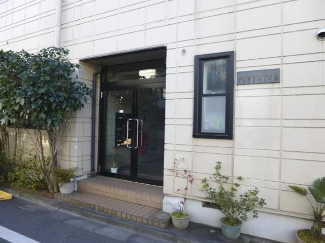 メゾンサンパティークのエントランス