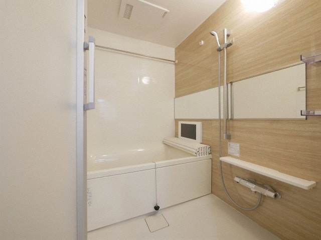 プレジオ十三の浴室