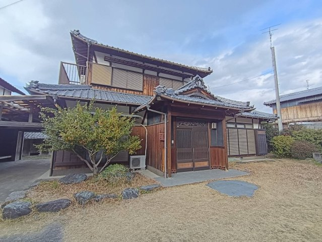 西条市洲之内甲993-1　中古戸建