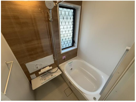 西条市大町1512-5　中古戸建の浴室