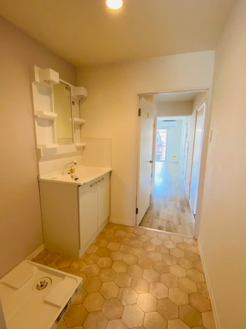 新宅第1マンションの洗面所