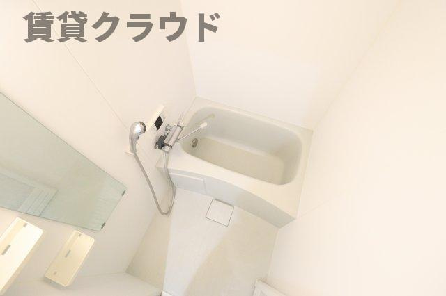 フォルビテッツァ松ヶ丘の浴室|清潔感あるお風呂で、一日の疲れを癒しましょう！