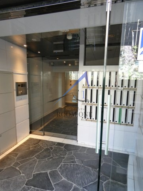 エスコートノヴェル白金高輪のエントランス|エントランスです。