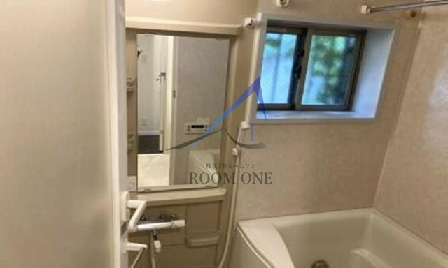 エスコートノヴェル白金高輪